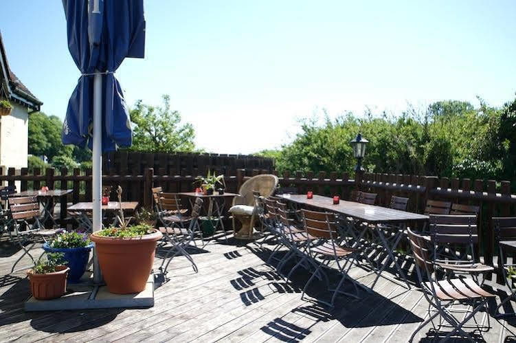 Newmarket Inn Луис Екстериор снимка
