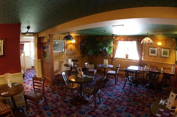 Newmarket Inn Луис Екстериор снимка