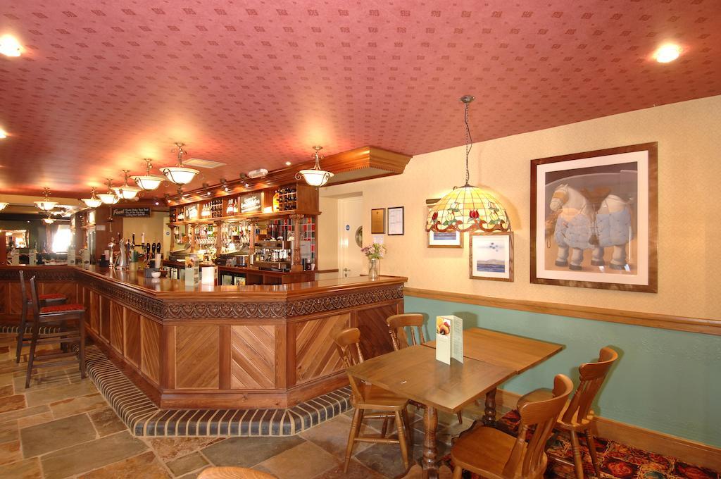 Newmarket Inn Луис Екстериор снимка