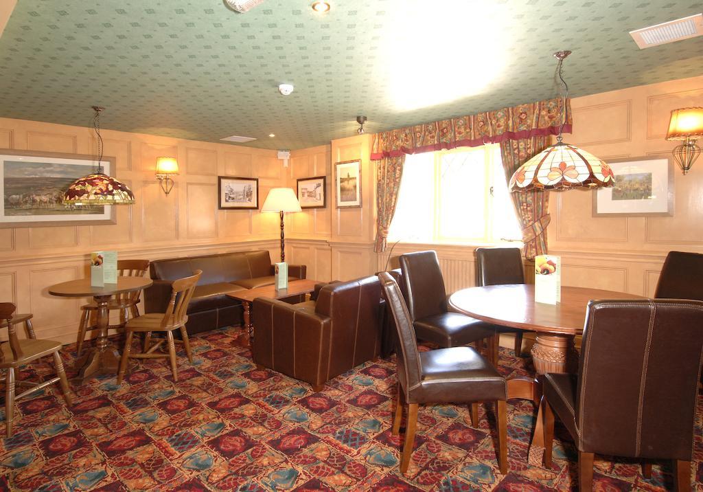Newmarket Inn Луис Екстериор снимка